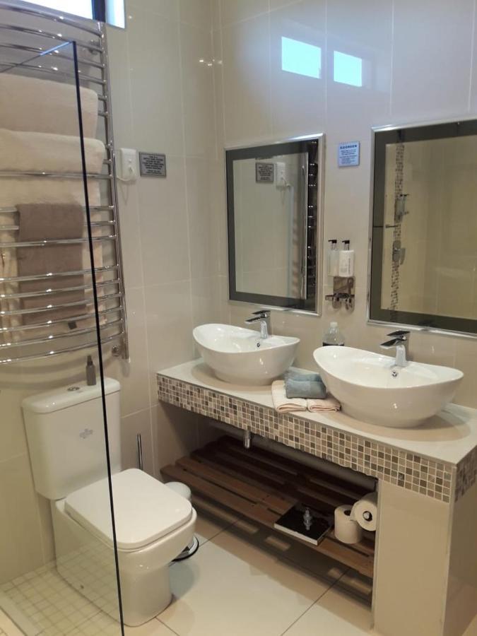 كلارينس Willow Manor المظهر الخارجي الصورة